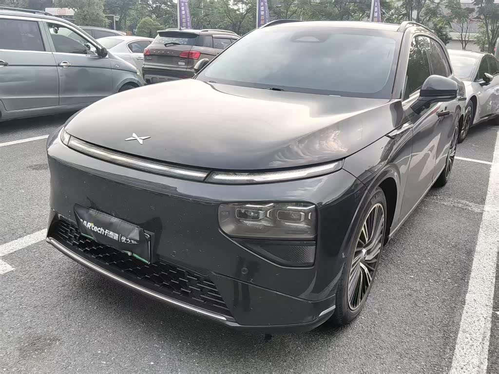 XPENG G9