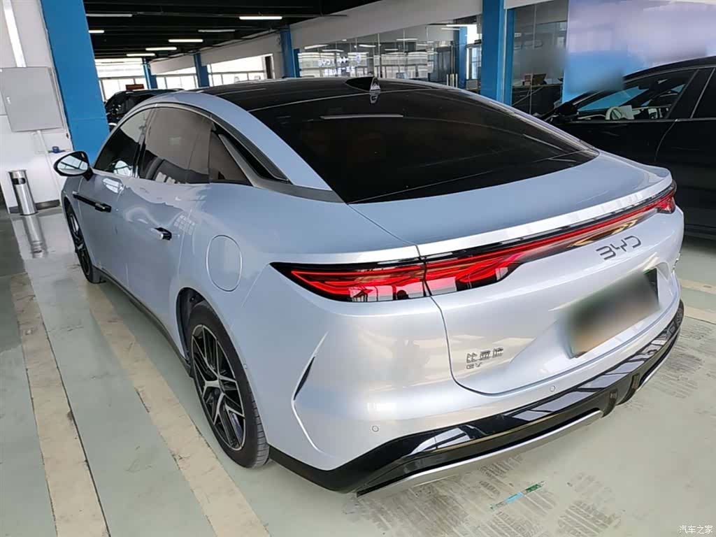 BYD Han, 2025 все фото