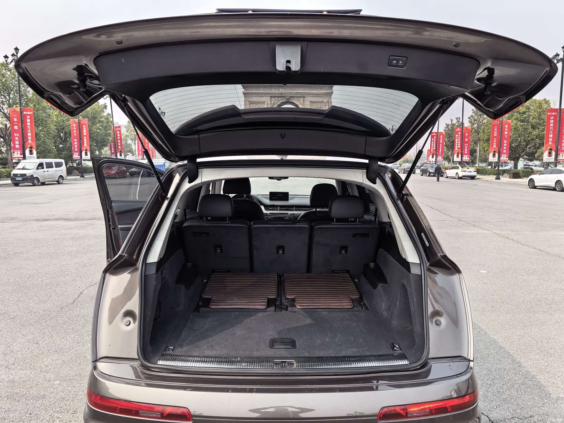 Audi Q7, 2018 10