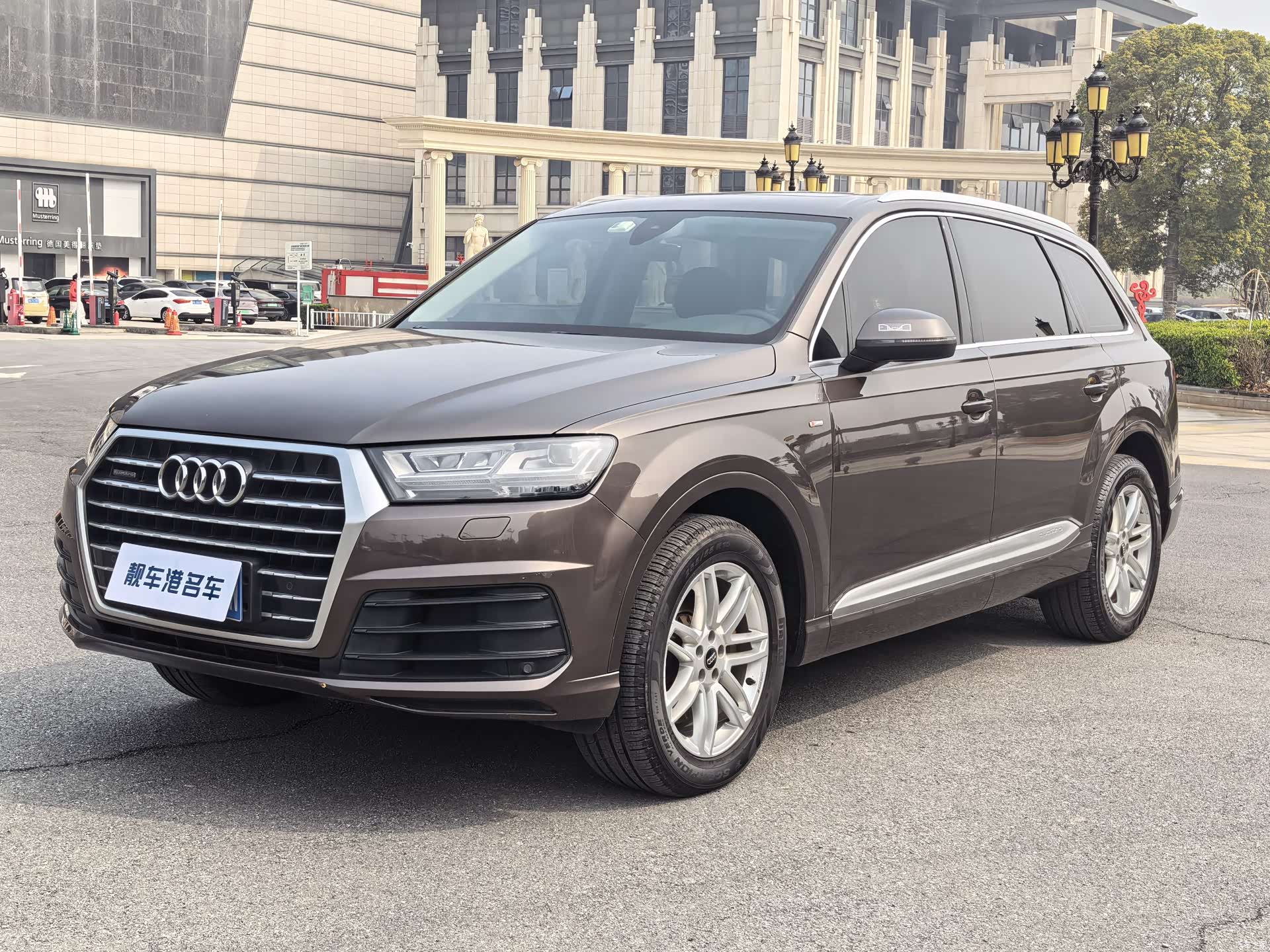 Audi Q7, 2018 1