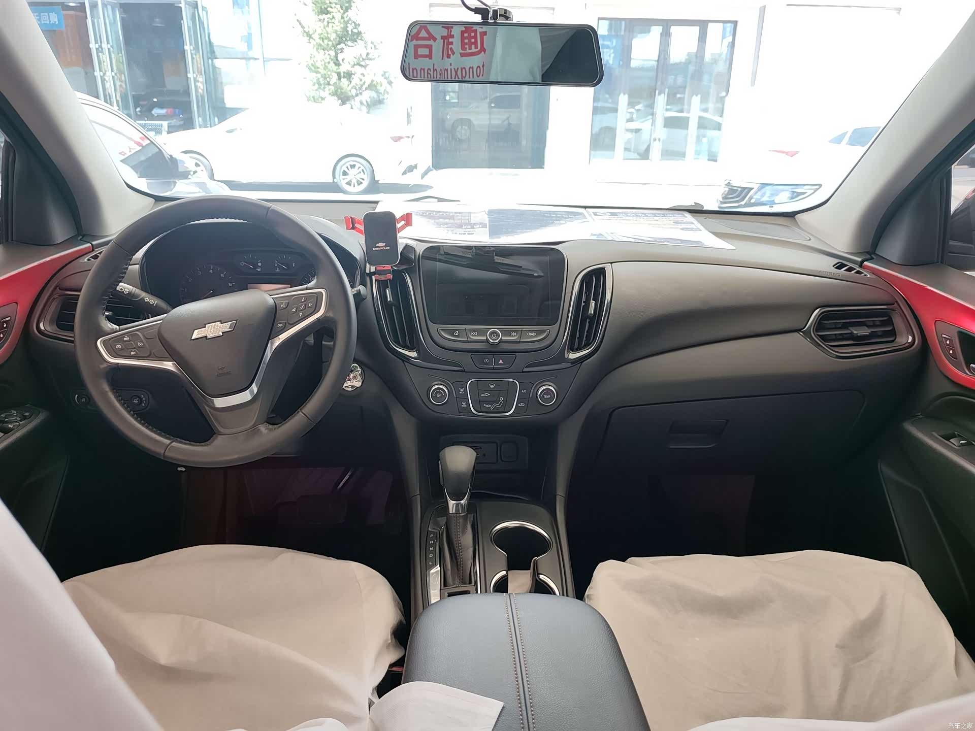Chevrolet Equinox, 2022 все фото