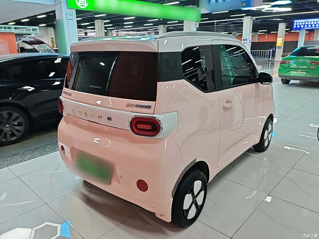 Wuling MINIEV, 2024 7