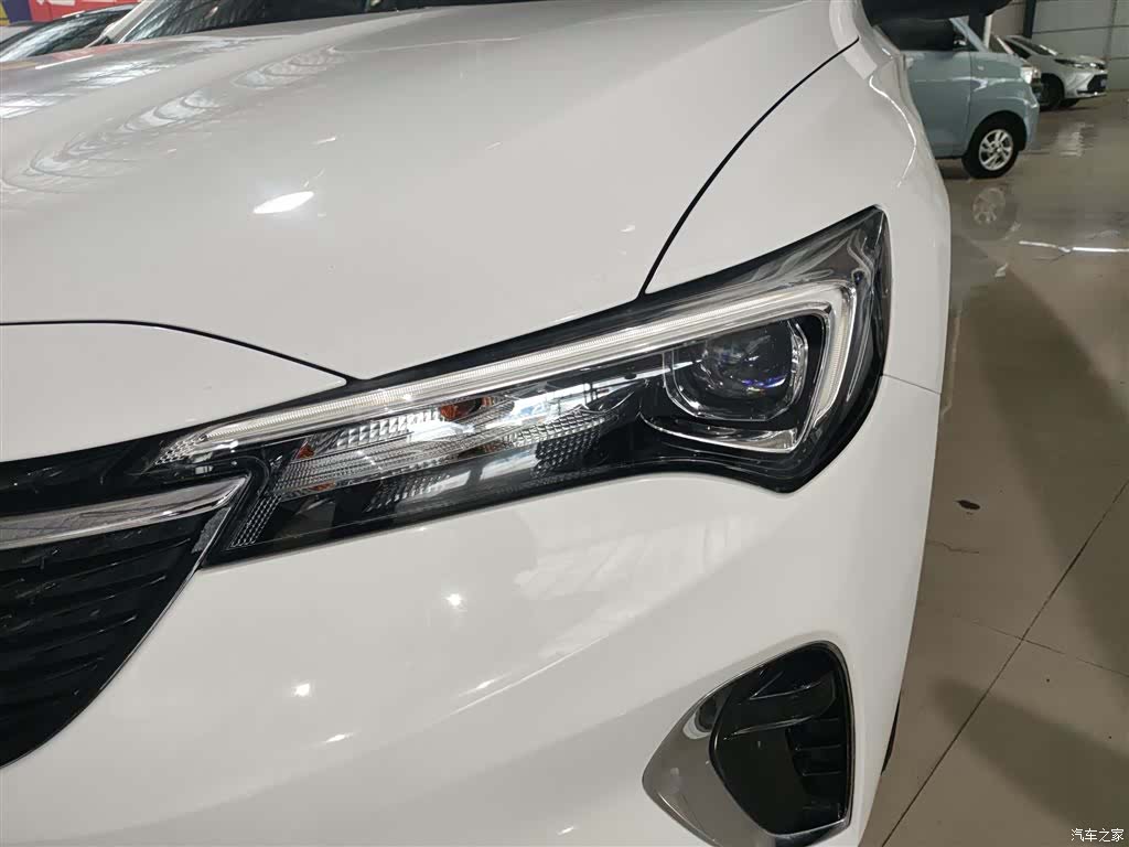 Buick Verano, 2022 18