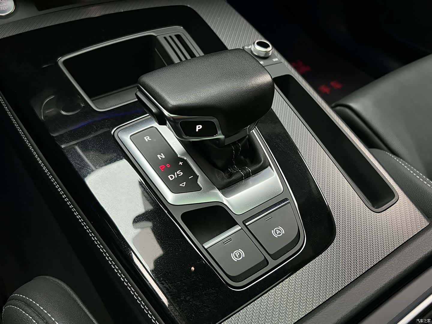 Audi Q5L, 2023 15
