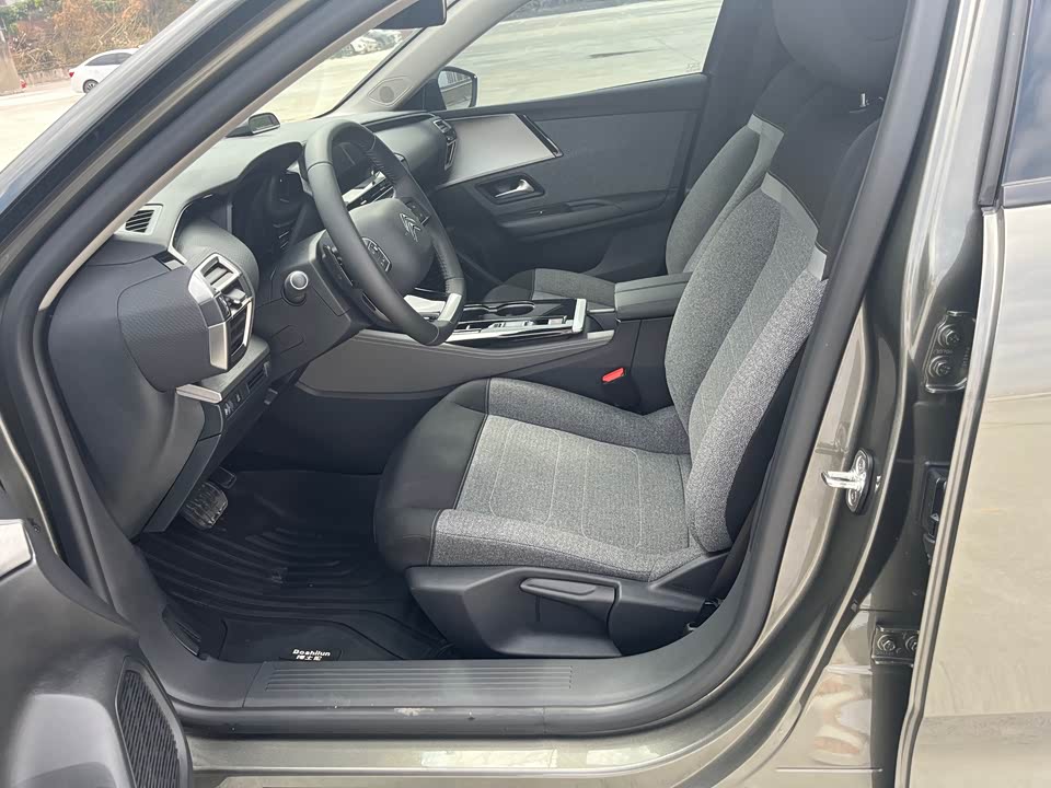 Citroen Versailles C5 X