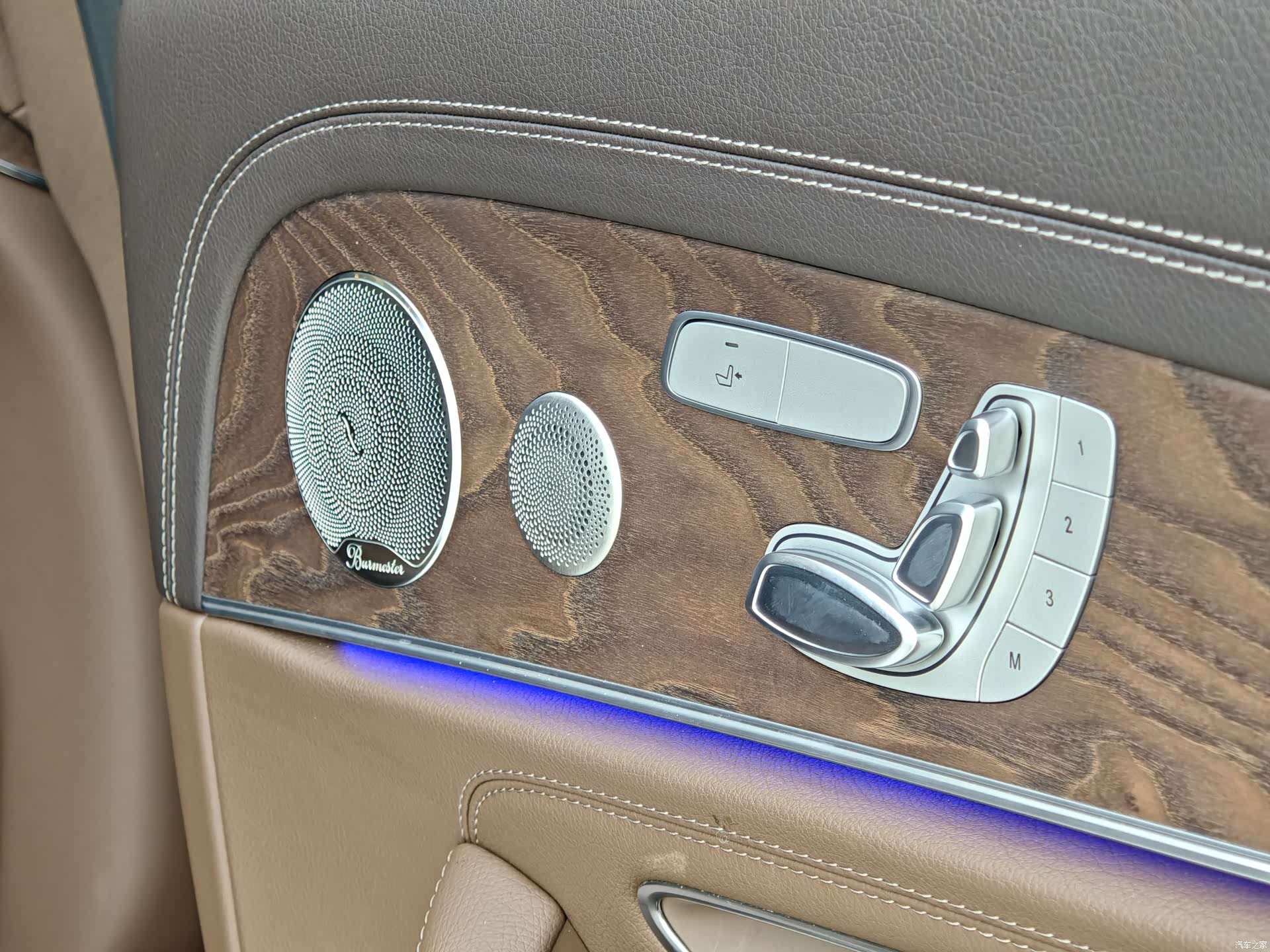 Mercedes-Benz E-Class, 2021 12