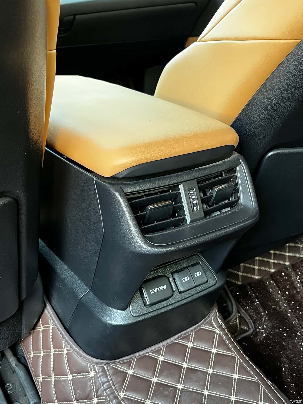 Lexus ES, 2023 28