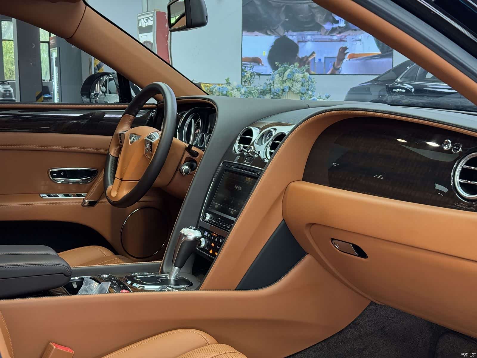 Bentley Flying Spur, 2018 9