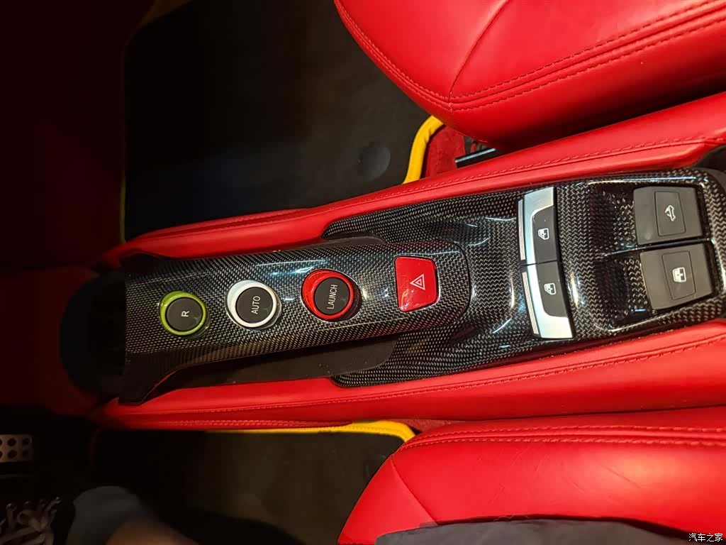 Ferrari 488, 2017 8
