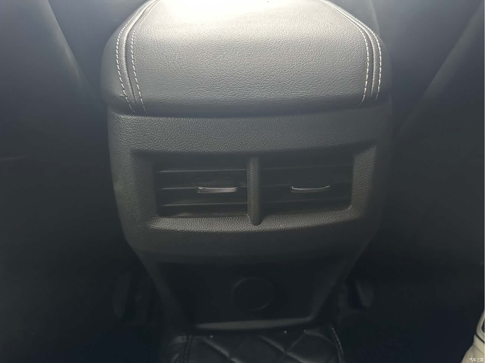 Cadillac CT4, 2023 31