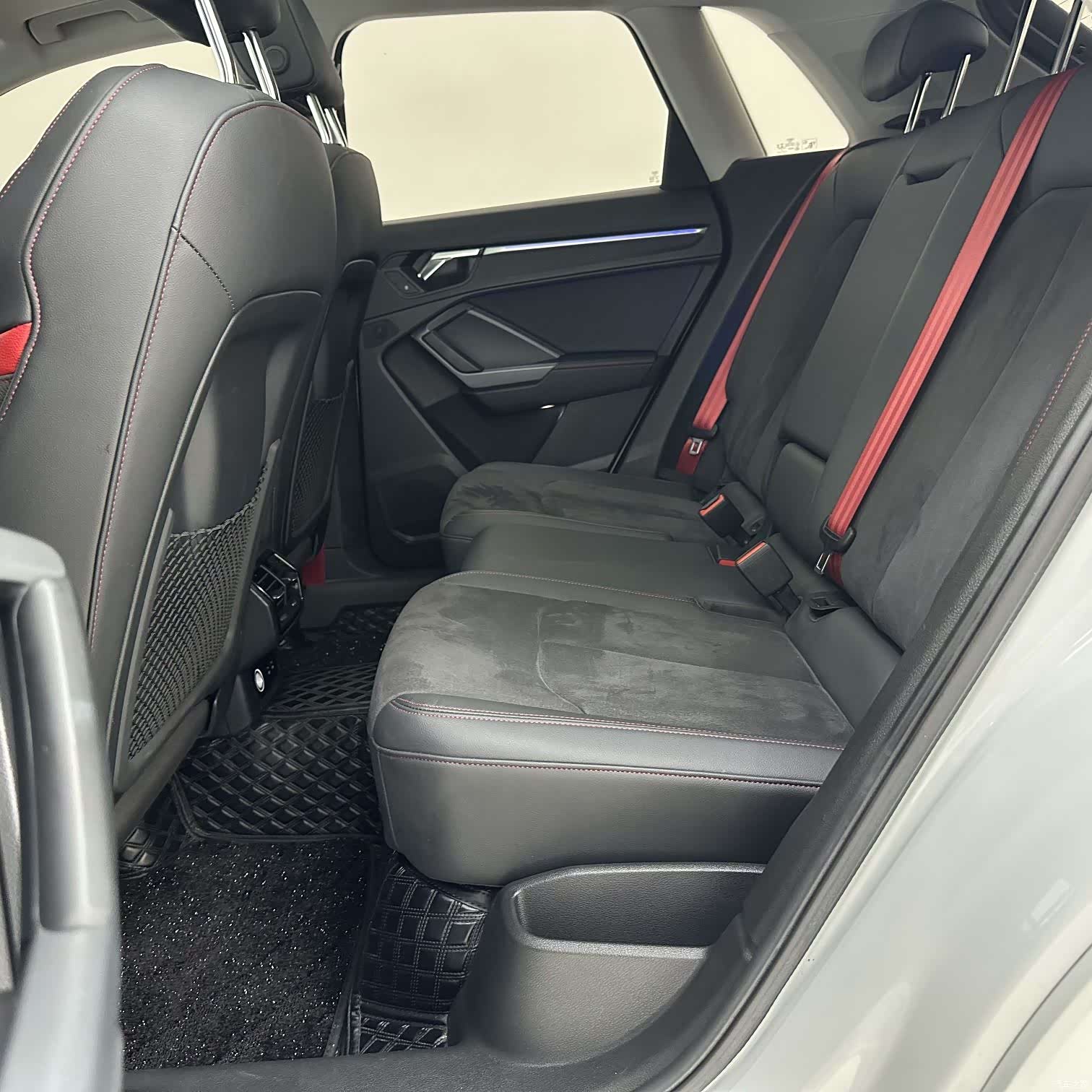 Audi Q3, 2022 8