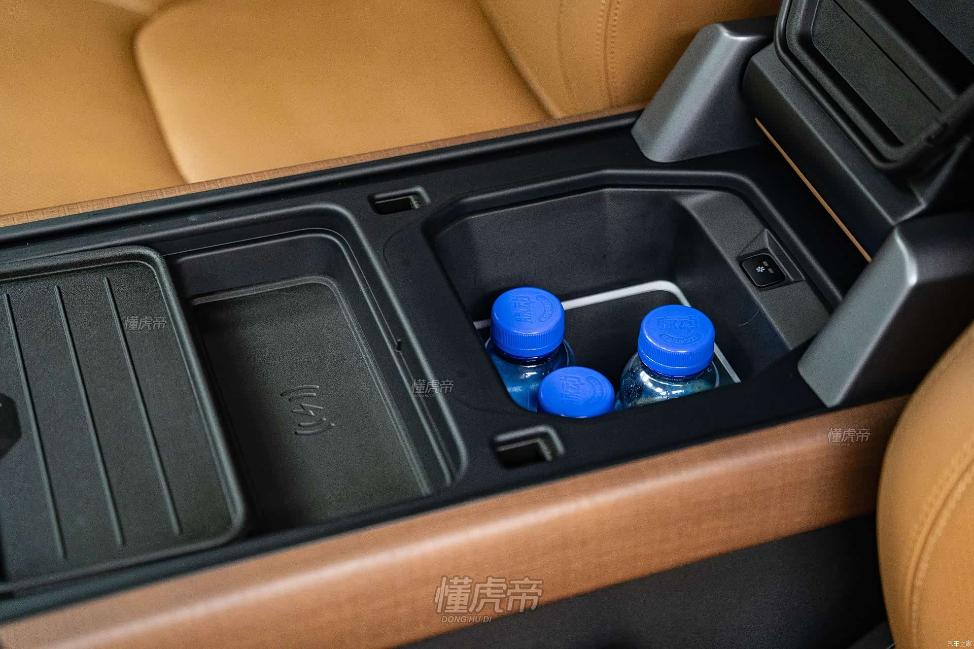 Land Rover Defender, 2023 13