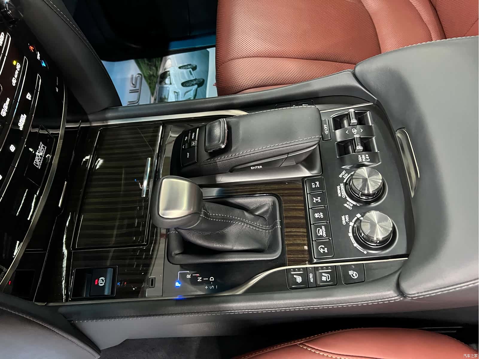 Lexus LX, 2016 17