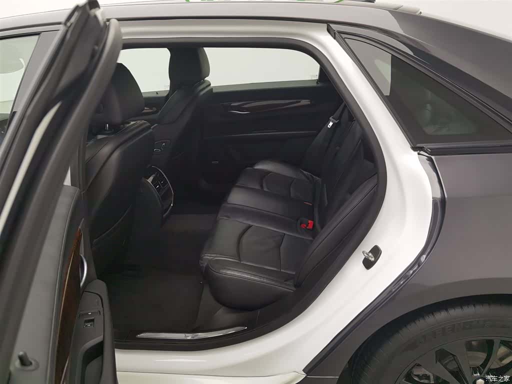 Cadillac CT6, 2018 15