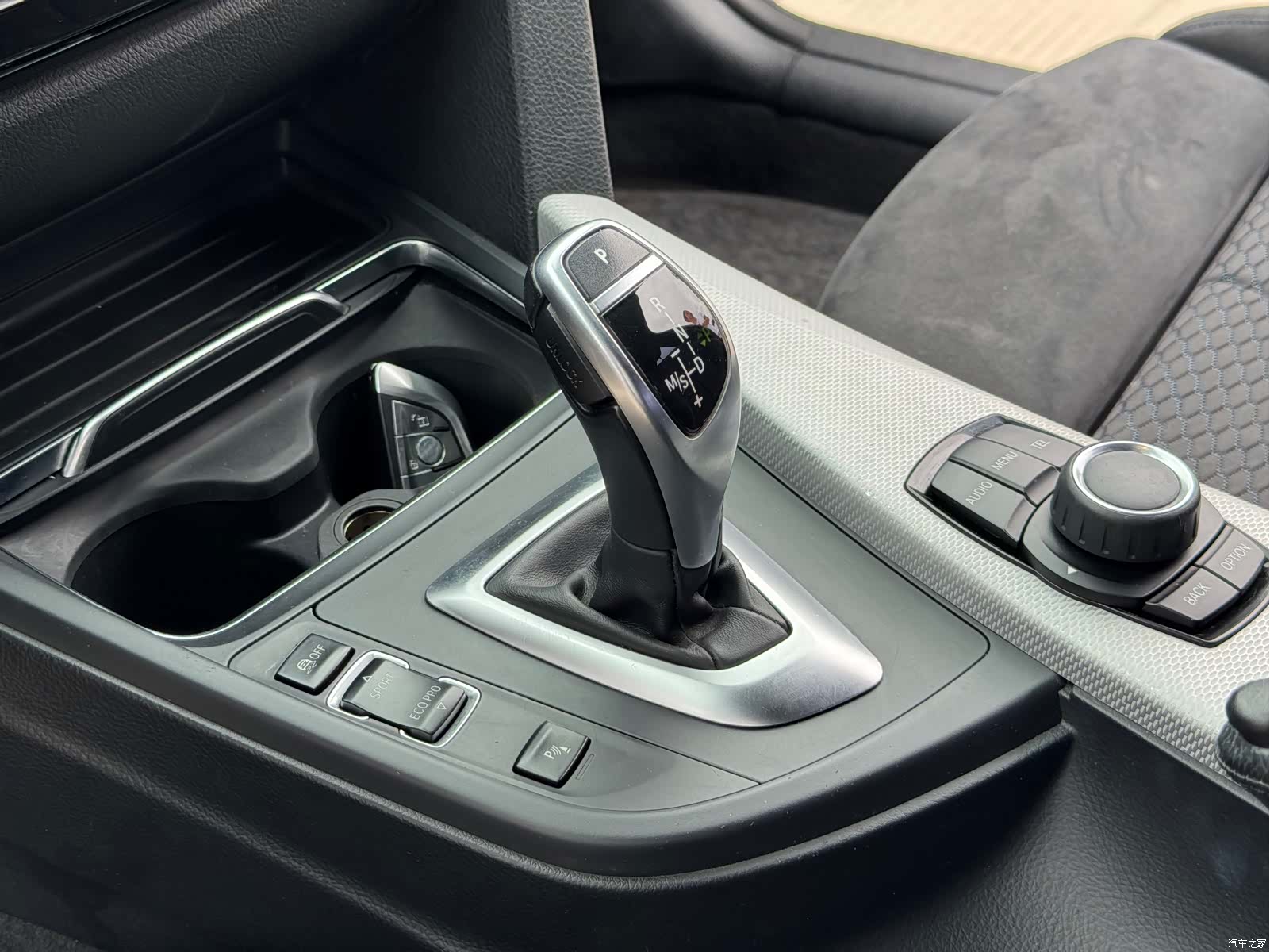 BMW 3 Series, 2017 11