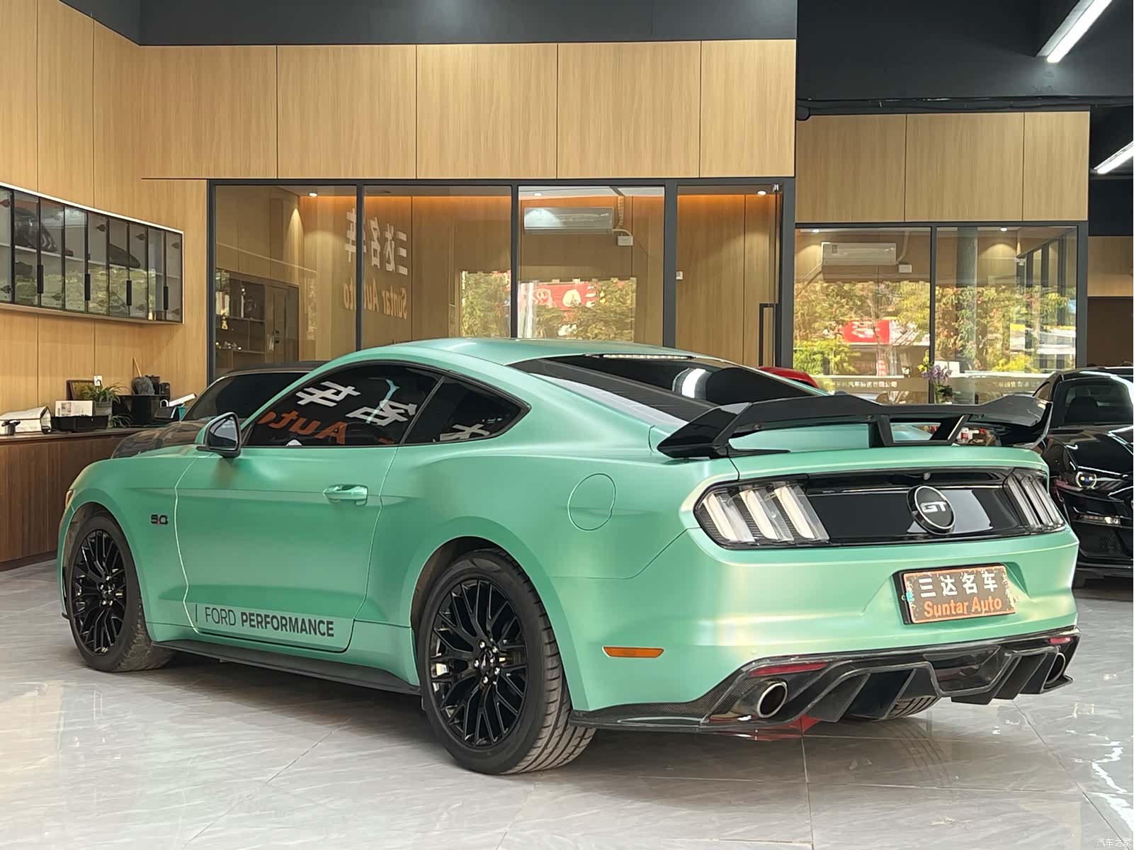 Ford Mustang, 2017 4