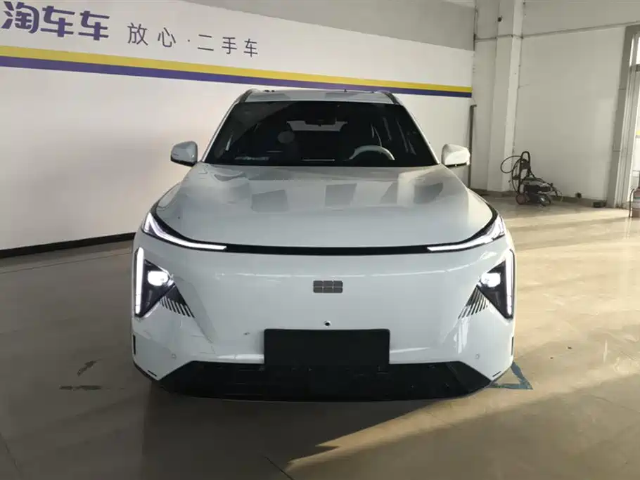 Geely Galaxy Galaxy L7