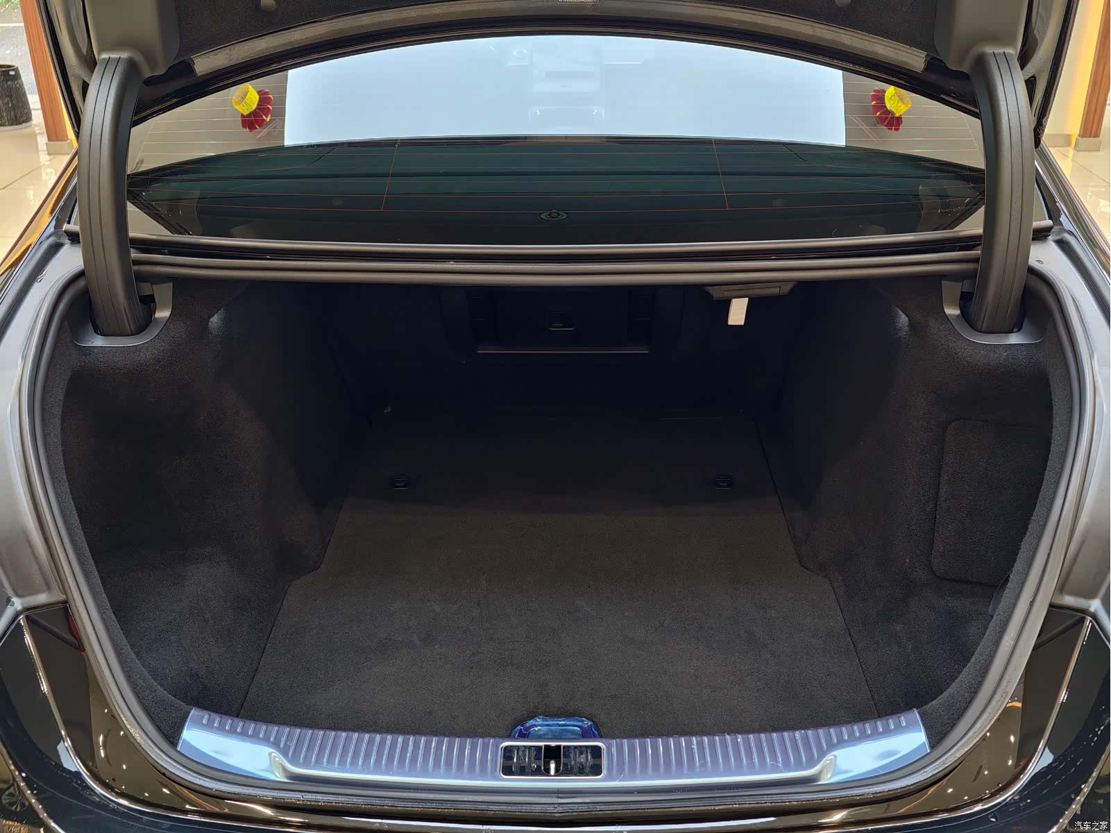 Maybach S-Class, 2023 14