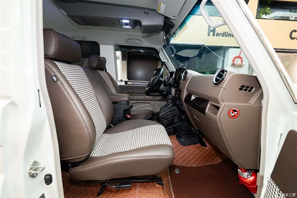 Toyota Land Cruiser, 2024 9