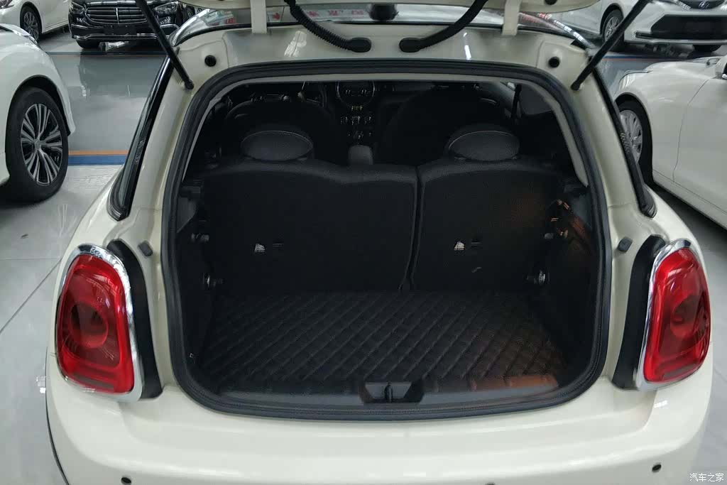 Mini ONE, 2015 4