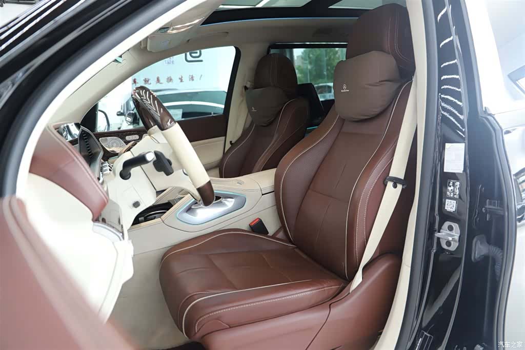 Maybach GLS, 2022 все фото