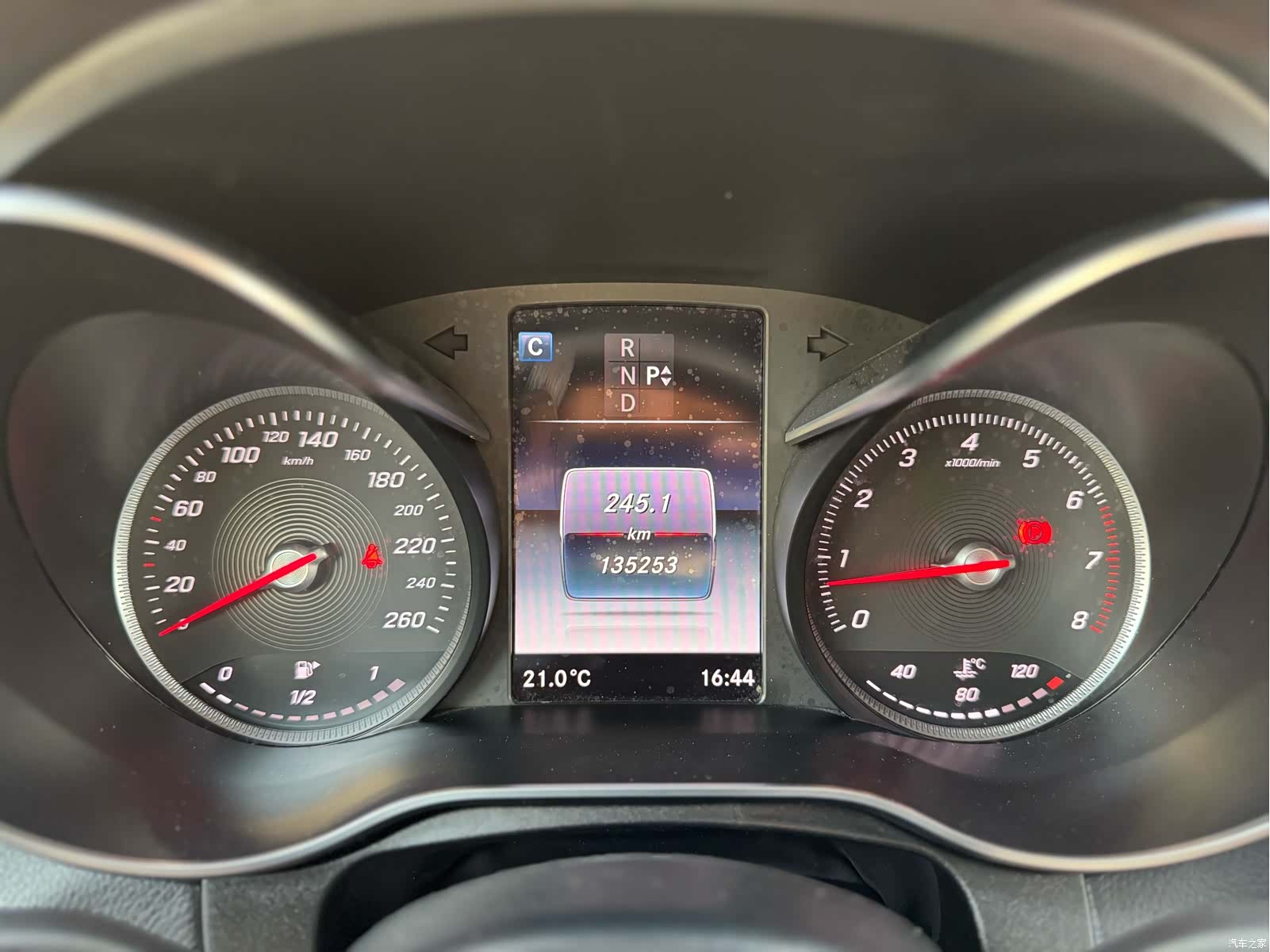 Mercedes-Benz GLC, 2018 12
