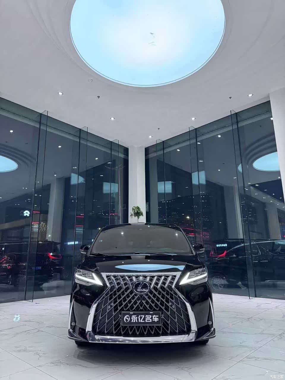 Lexus LM, 2020 2