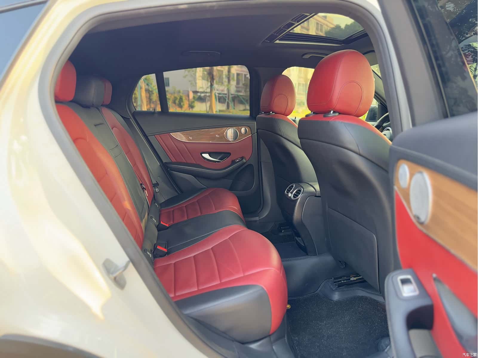 Mercedes-Benz GLC, 2018 18