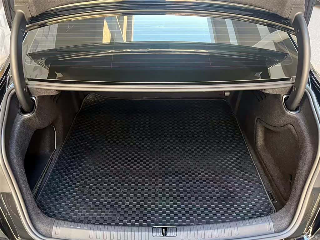 Audi A6L, 2024 8