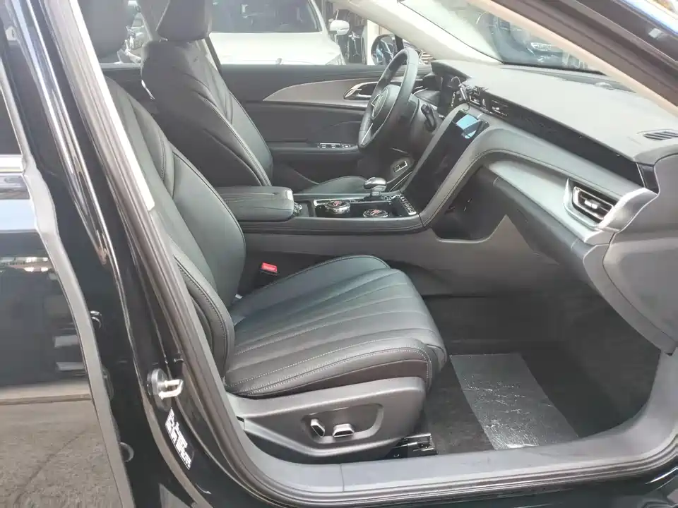 Hongqi H5
