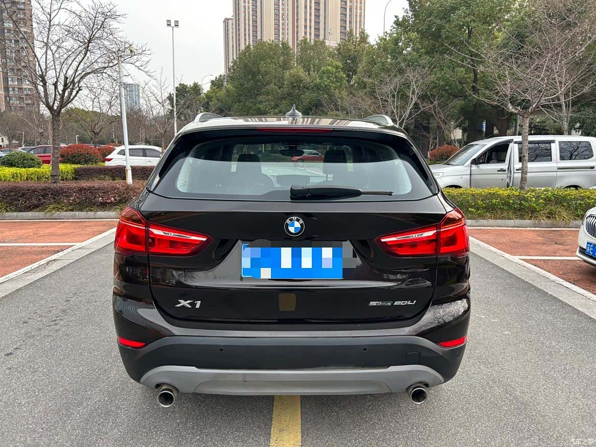 BMW X1, 2018 все фото