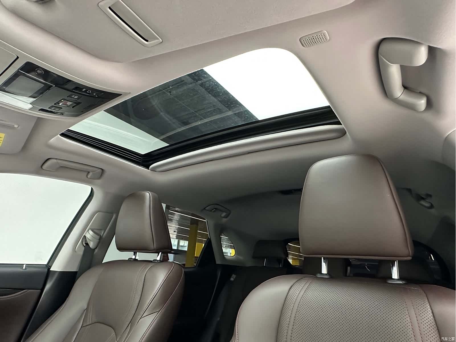 Lexus RX, 2021 21