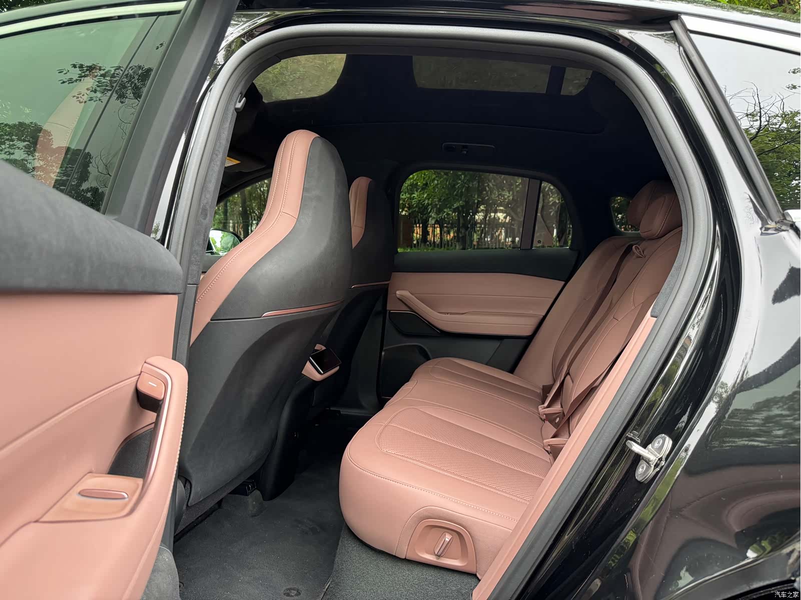 NIO EC6, 2024 9
