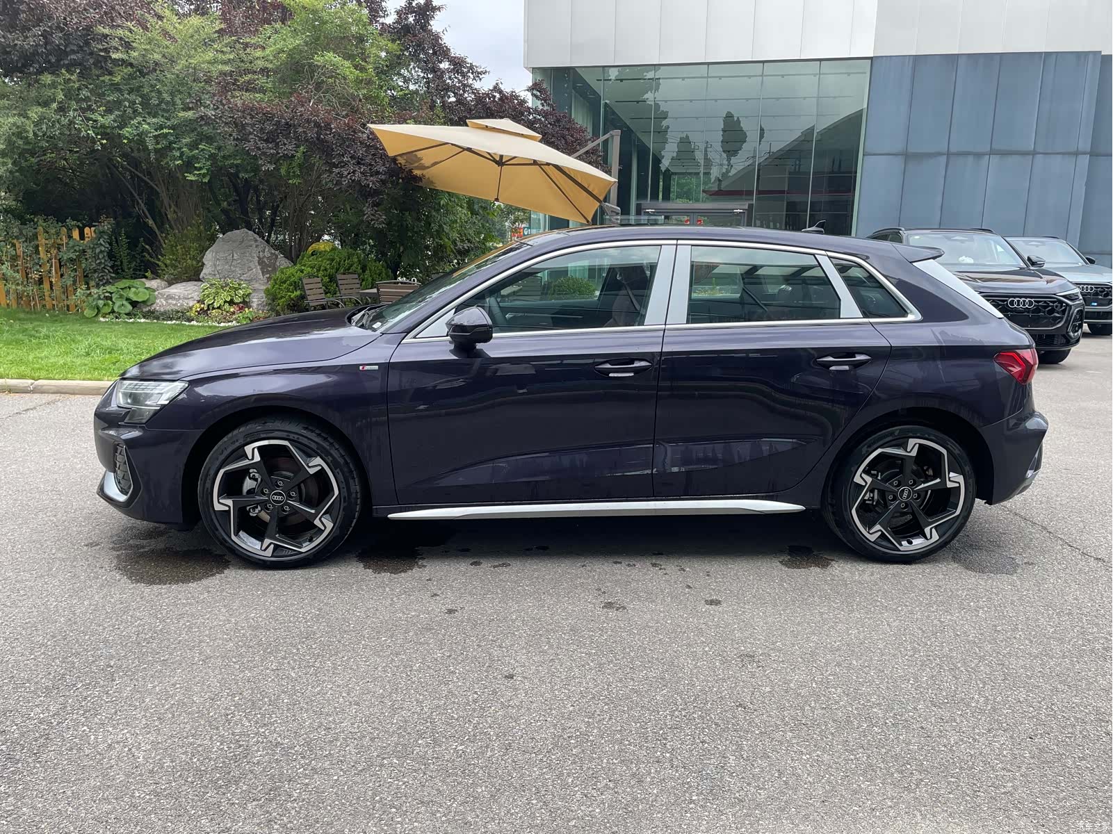 Audi Flying Spur, 2026 9