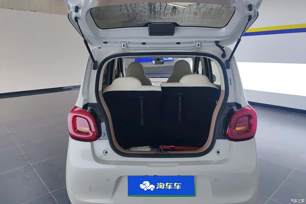 Wuling MINIEV, 2025 4