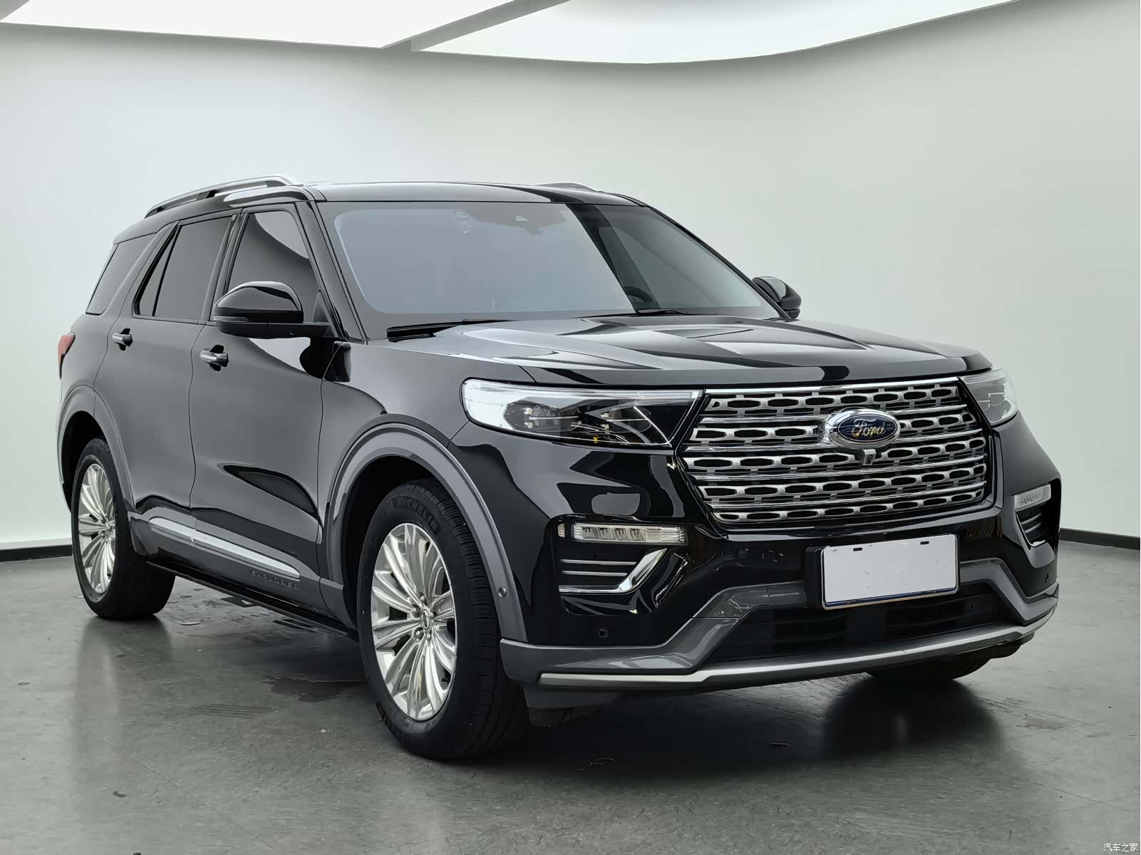 Ford Explorer, 2021 3