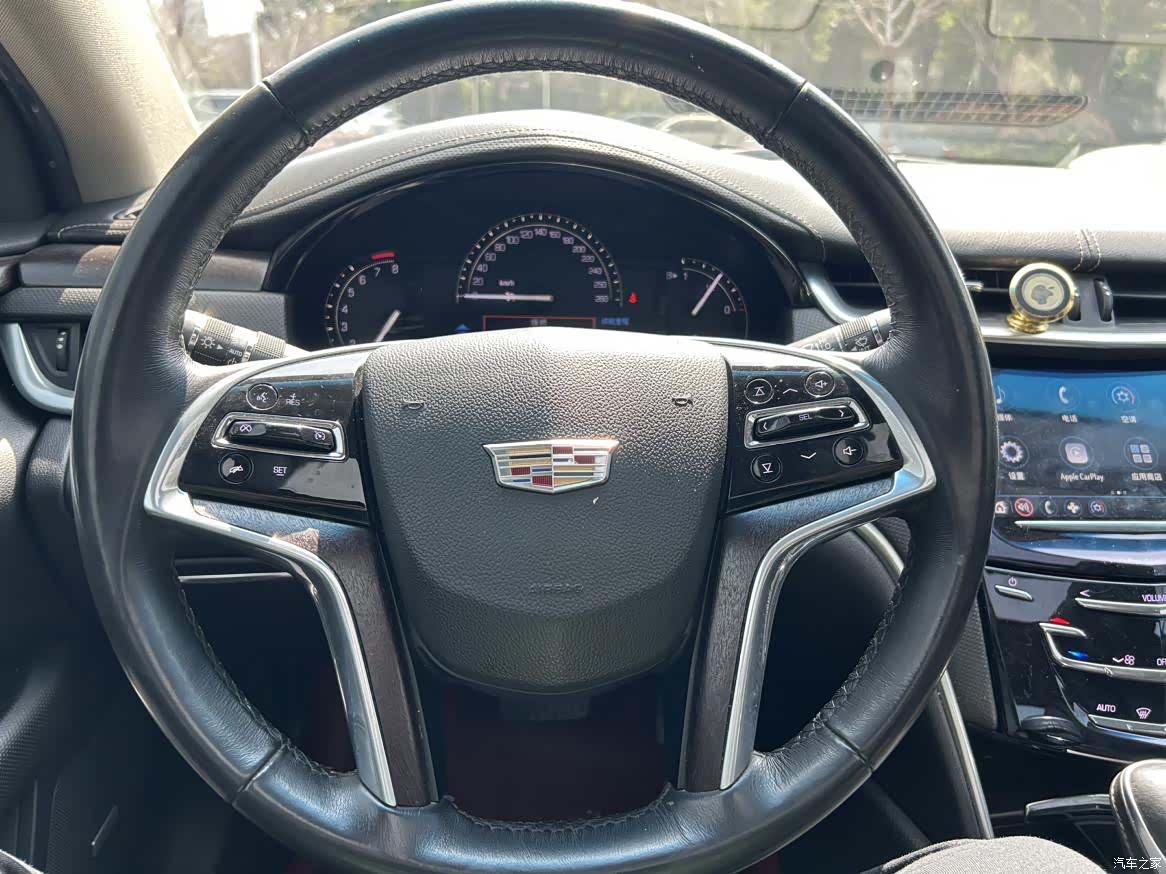 Cadillac XTS, 2018 11