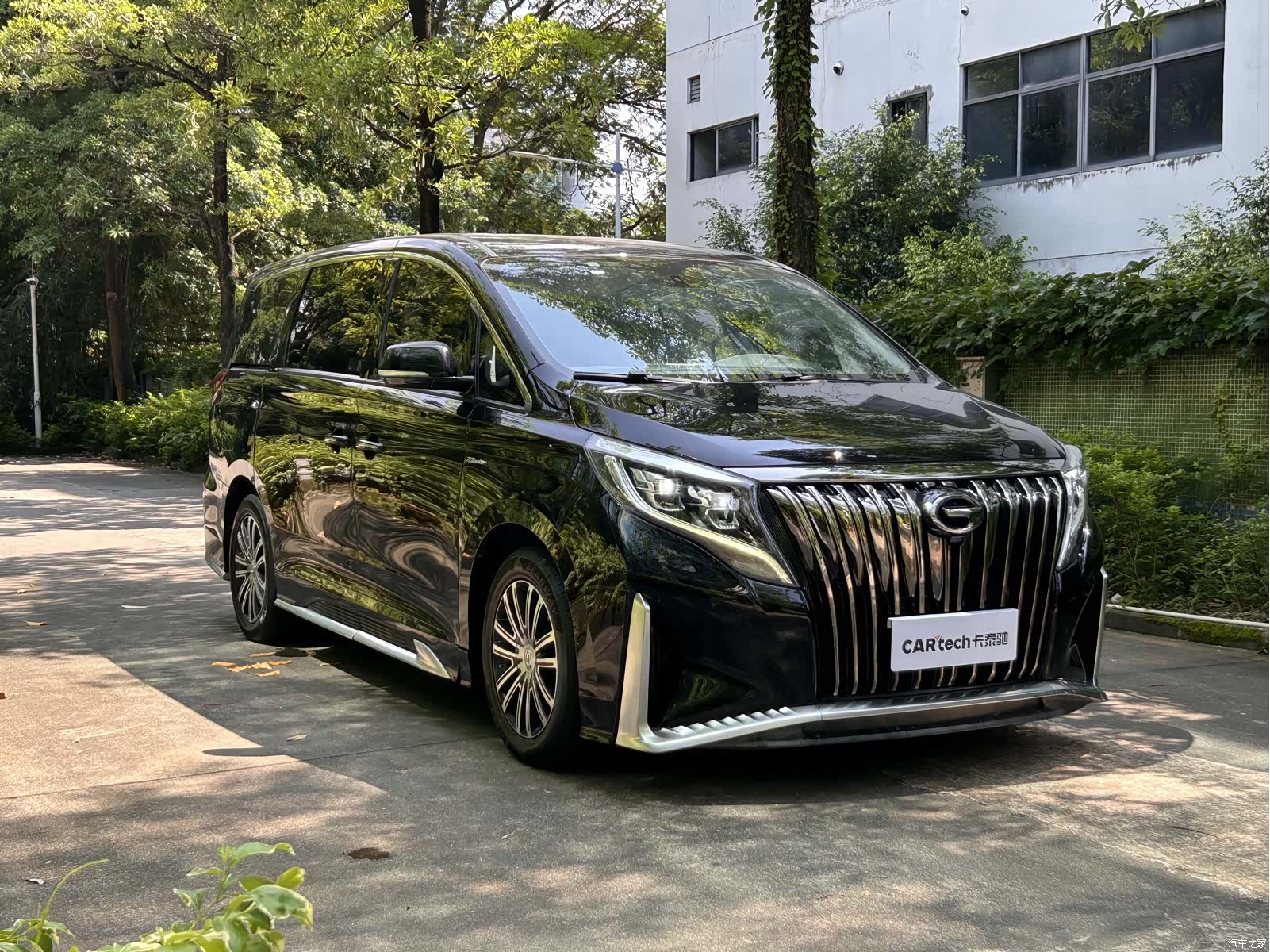 Trumpchi M8, 2021 3