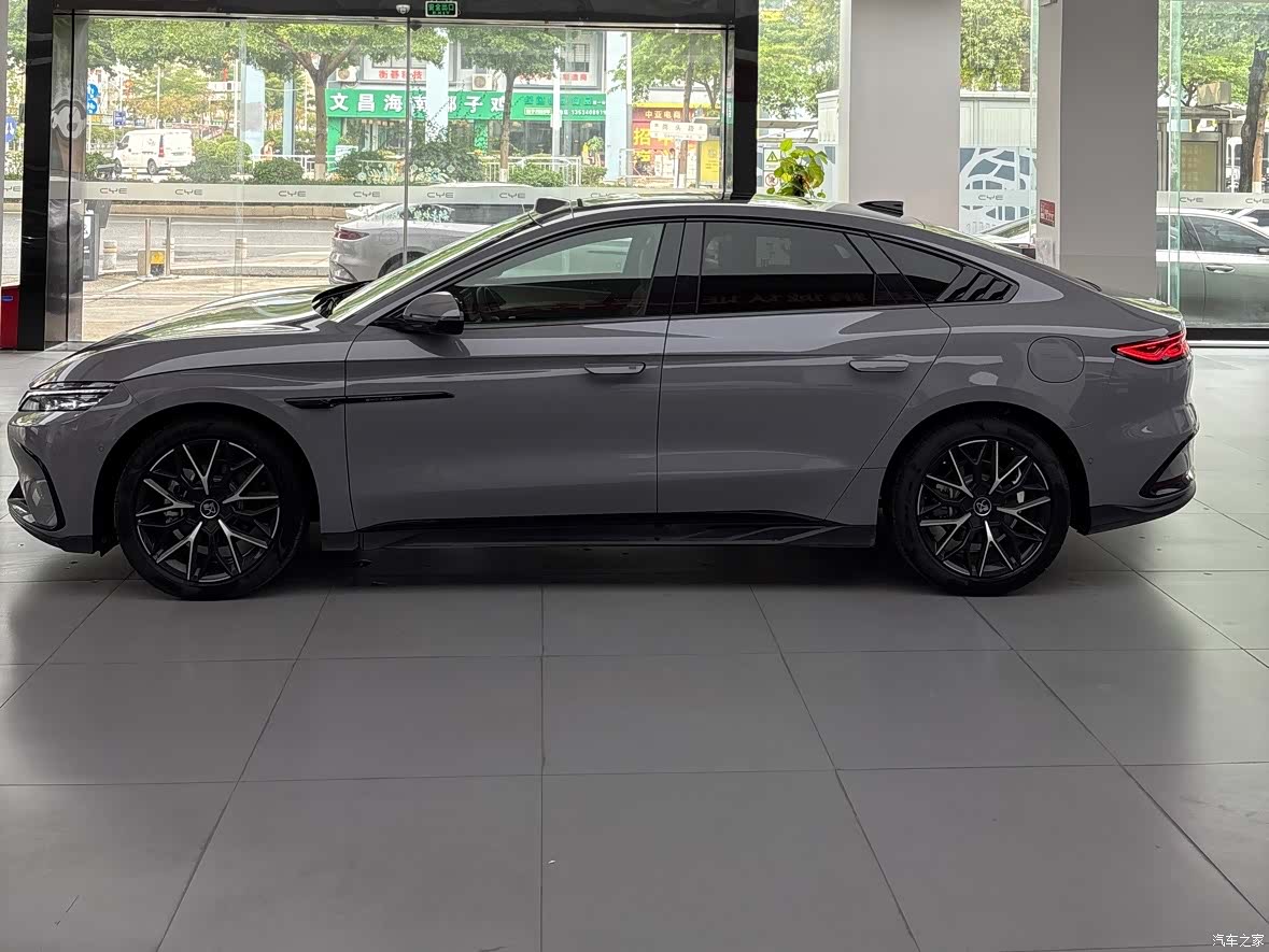 BYD Han, 2025 3