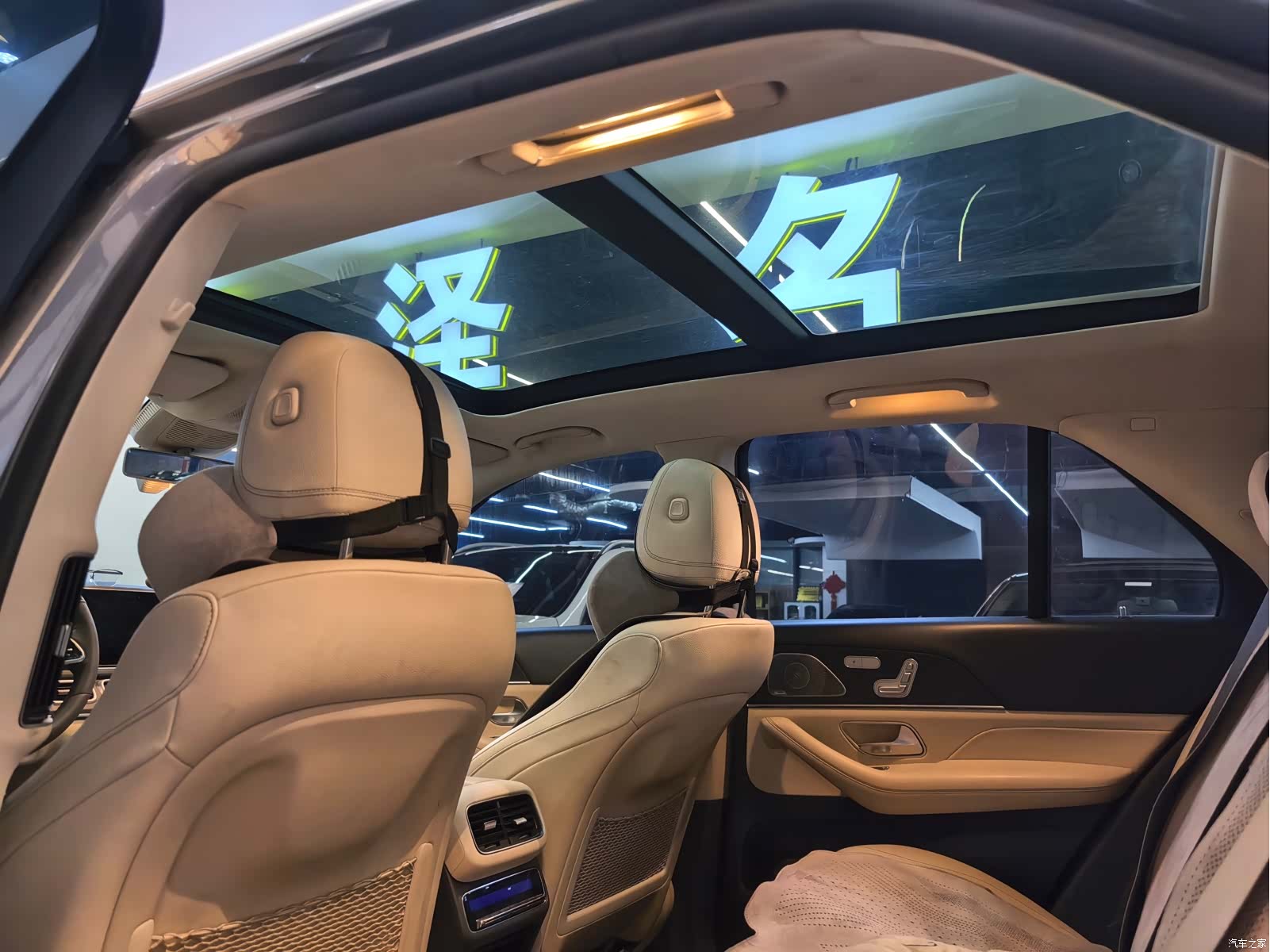 Mercedes-Benz GLE, 2020 4