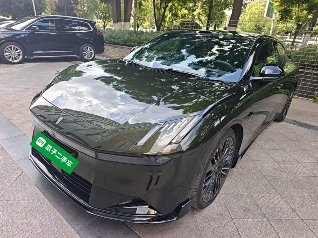 Lynk & Co 10