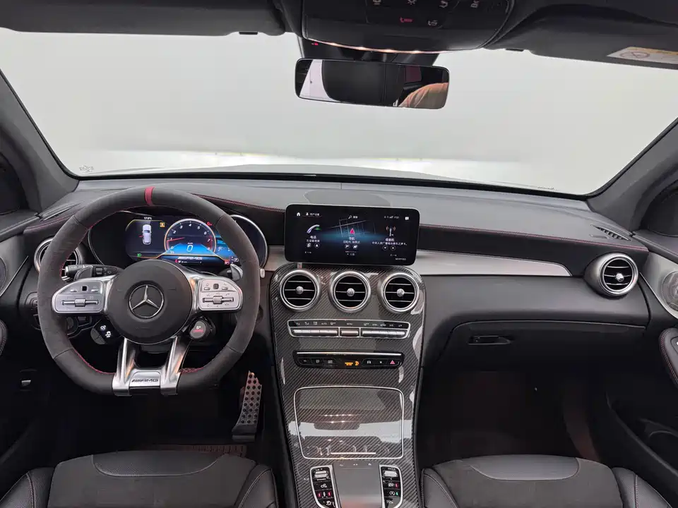 Mercedes-Benz GLC AMG