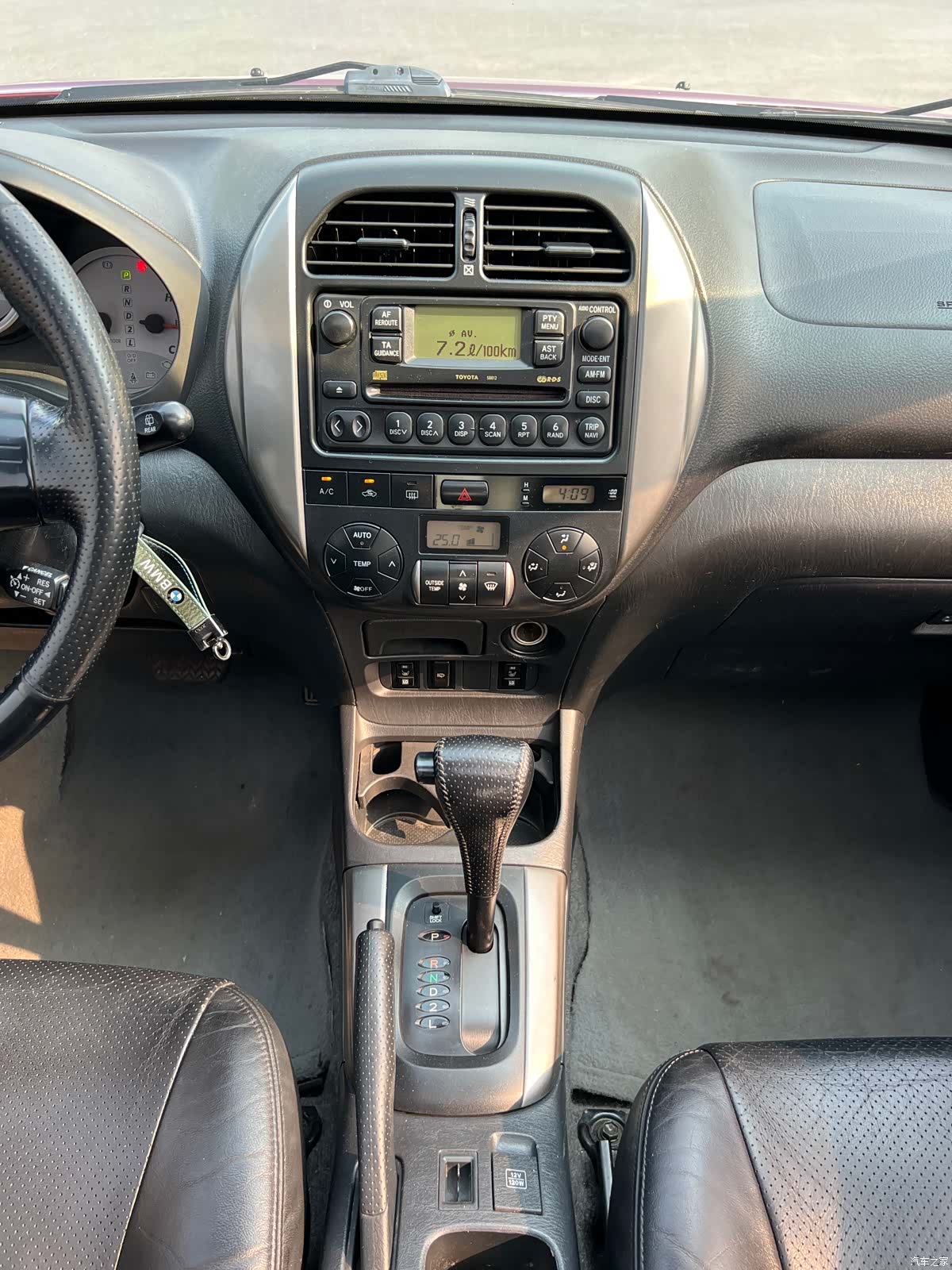 Toyota RAV4, 2004 13