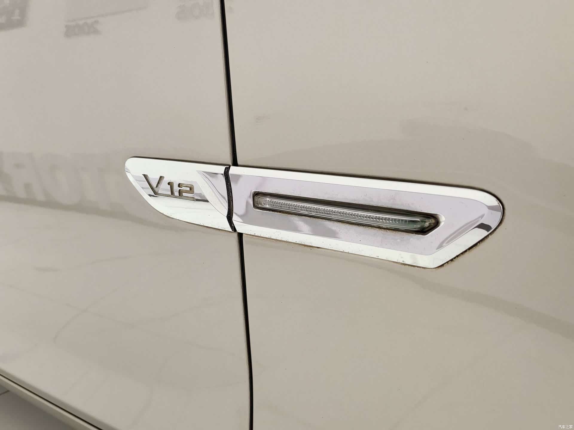 BMW 7 Series, 2012 6