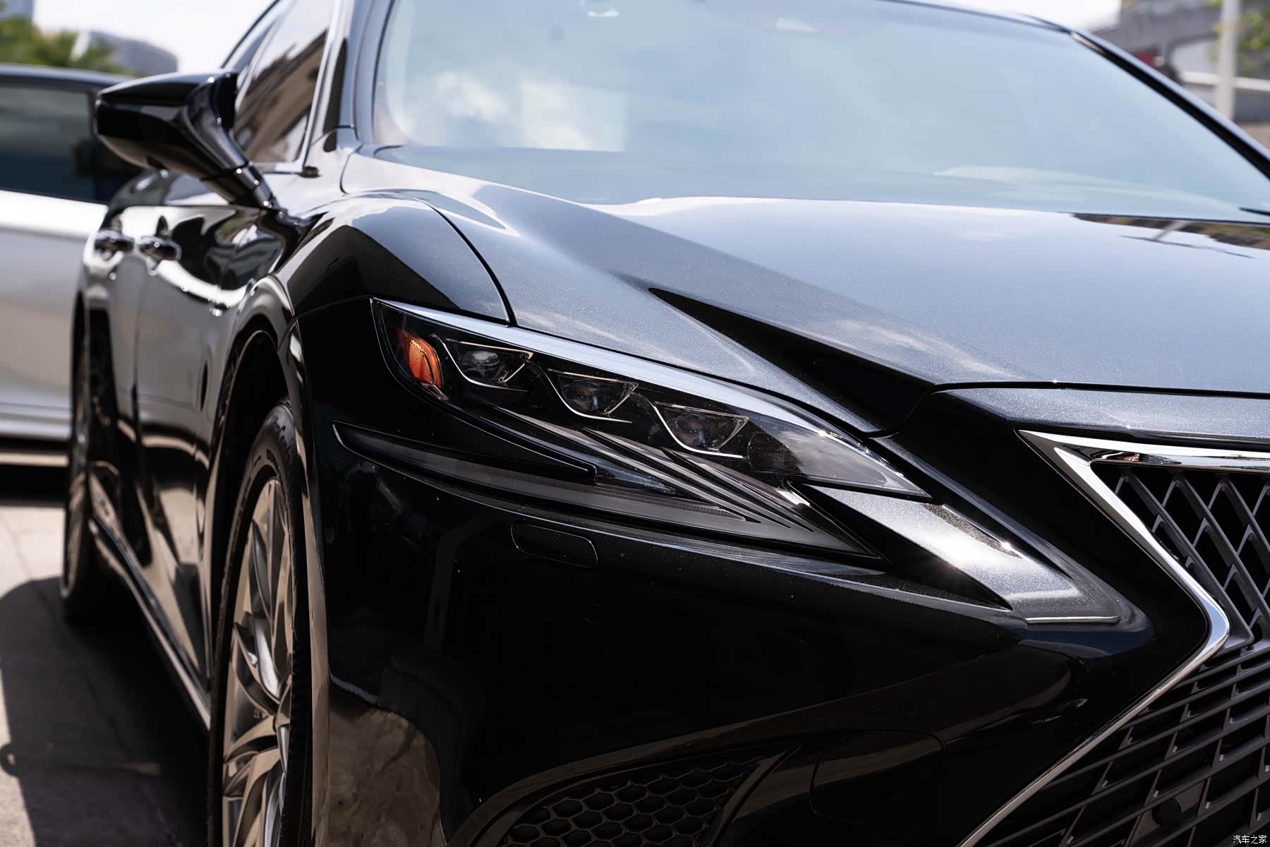 Lexus LS, 2020 6