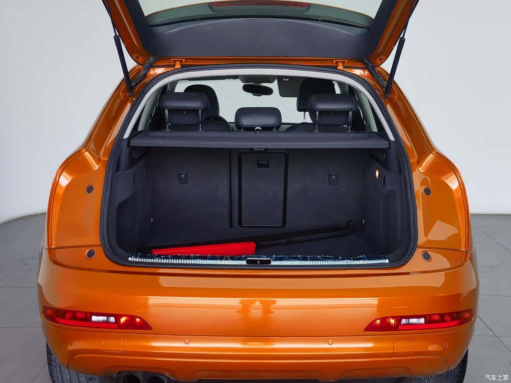Audi Q3, 2013 16