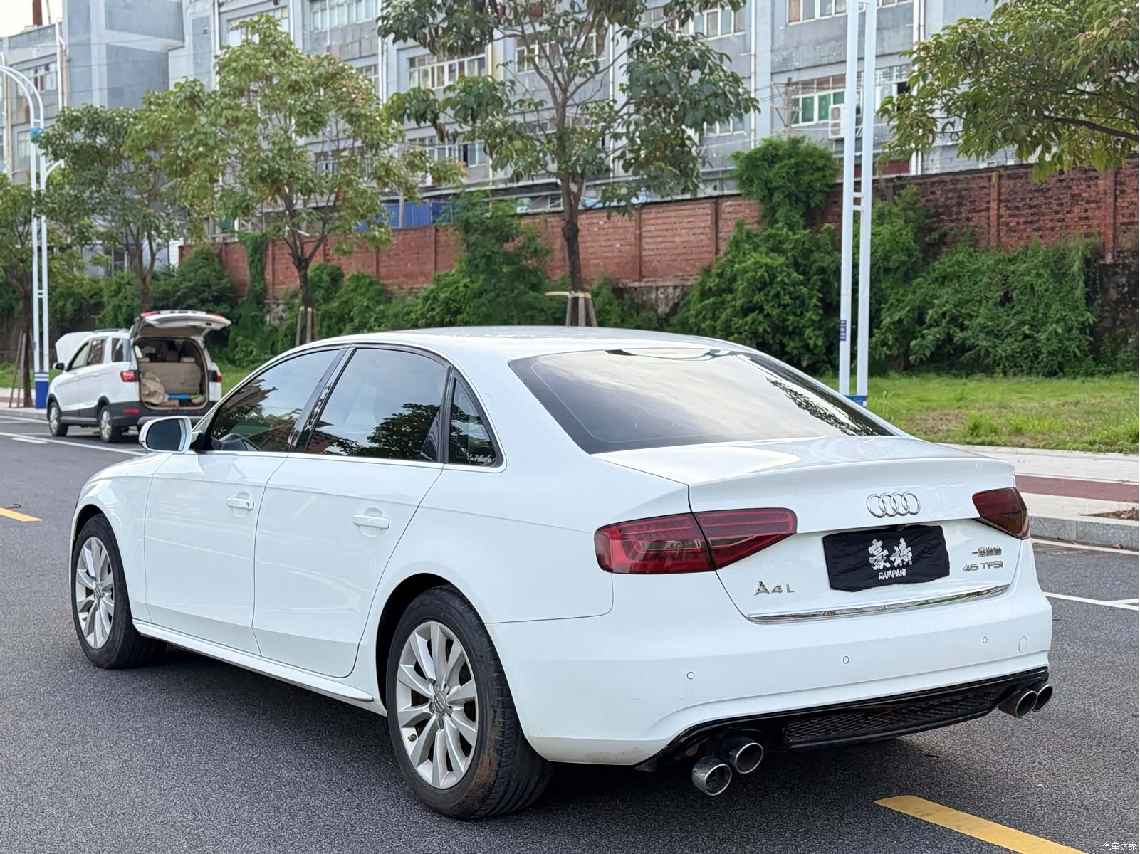 Audi A4L, 2015 6