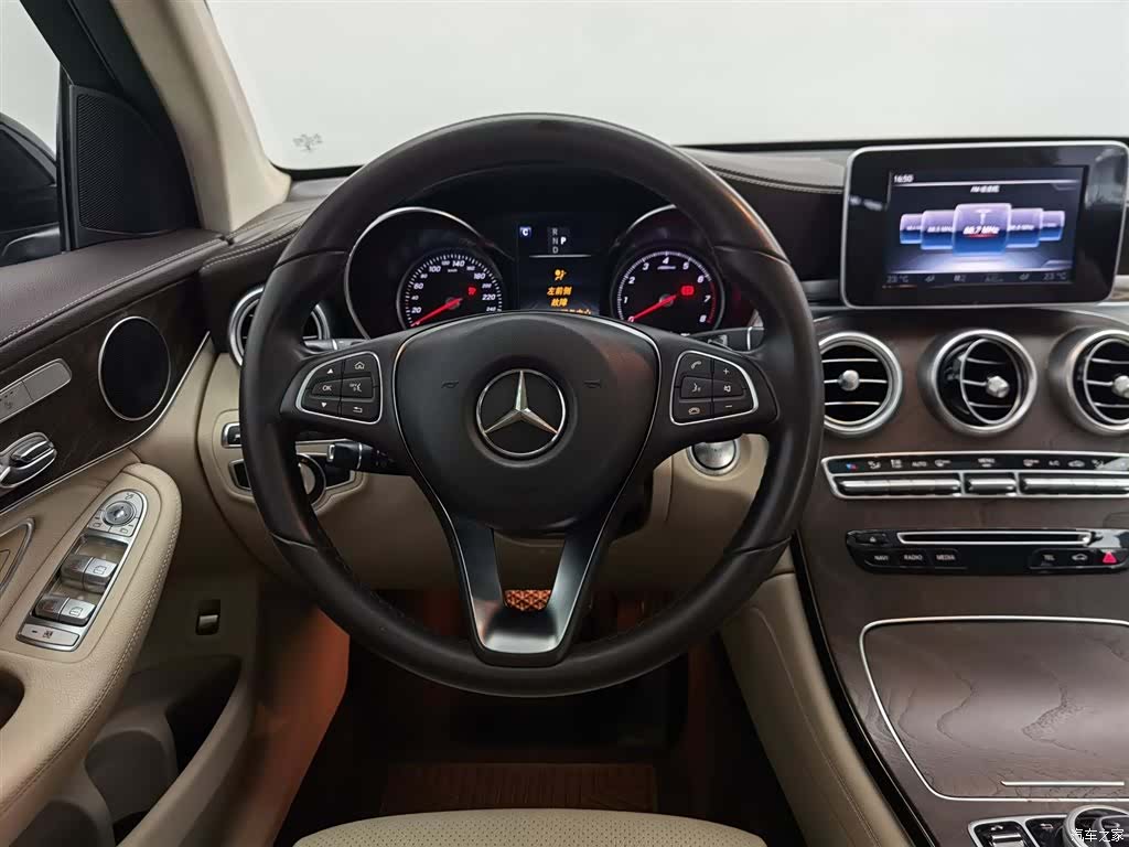 Mercedes-Benz GLC, 2017 11