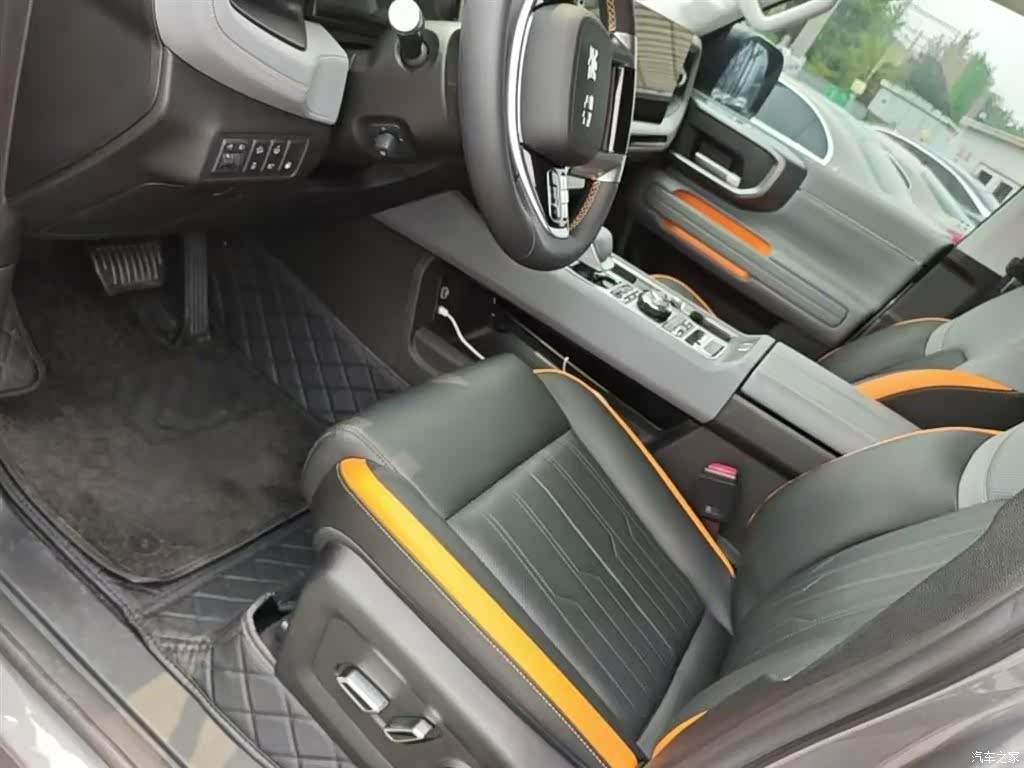 BAIC BJ40, 2025 7