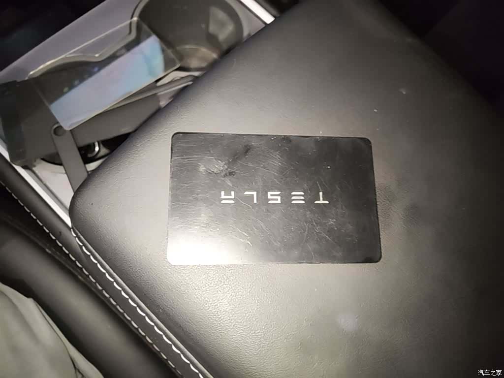 Tesla Model Y, 2022 9